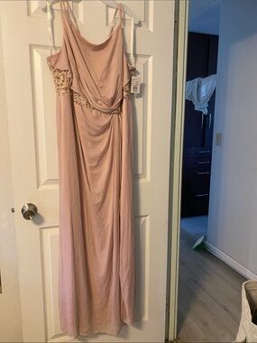 Elegant Blush Pink Lace-Trim Maxi Dress